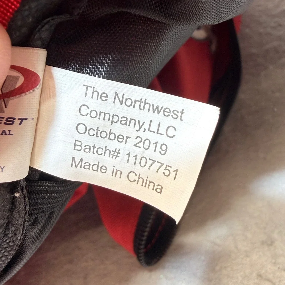 St. Louis Cardinals The Northwest Backpack – Red‎ MLB Bookbag w/ Anime Buttons
